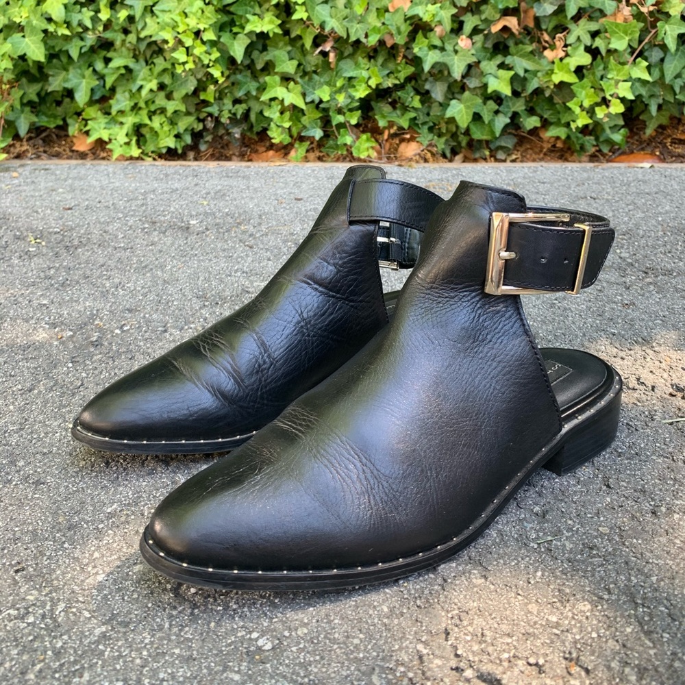 Steve Madden Cite Mule in Black Leather